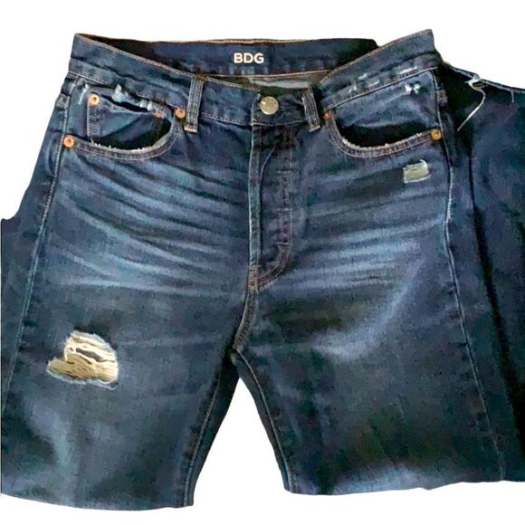 BDG Hi-Rise Distressed Button Fly Cropped Raw Hem Jeans Size 26 - Picture 1 of 9